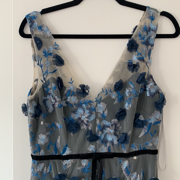 Marchesa Dresses & Skirts - Marchesa sample dress